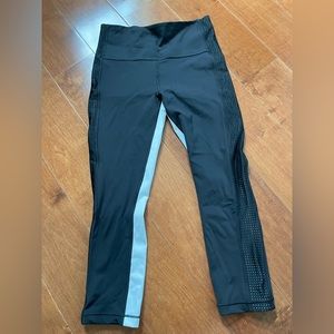 Athleta HIIT It Mesh Capri